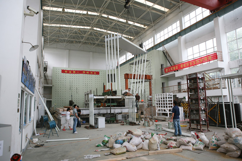 construction of 2-story mockup for FRP House, designed by Atelier FCJZ, Bejing